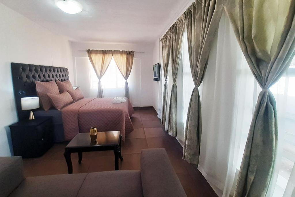 Queens Palace Pretoria-Noord Cameră foto